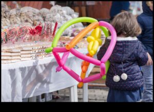 DIY Kids' Balloon Art: Δημιουργία ιδιότροπων δημιουργιών με φουσκωτά