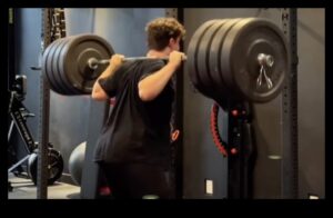 Harmony Hamstring: Επίτευξη ισορροπίας με προπονήσεις ποδιών