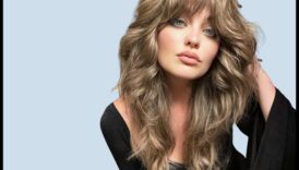 Αβίαστη Glamour: Ανεβάζοντας την καθημερινότητα με κομψά κυματιστά χτενίσματα